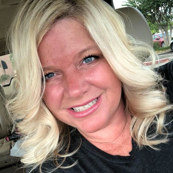 Meet your Posher, Tammy - Picture 1 of 1